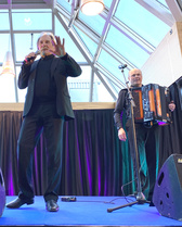 Erkki Liikanen ja Seppo Lankinen kauppakeskus Pasaatissa